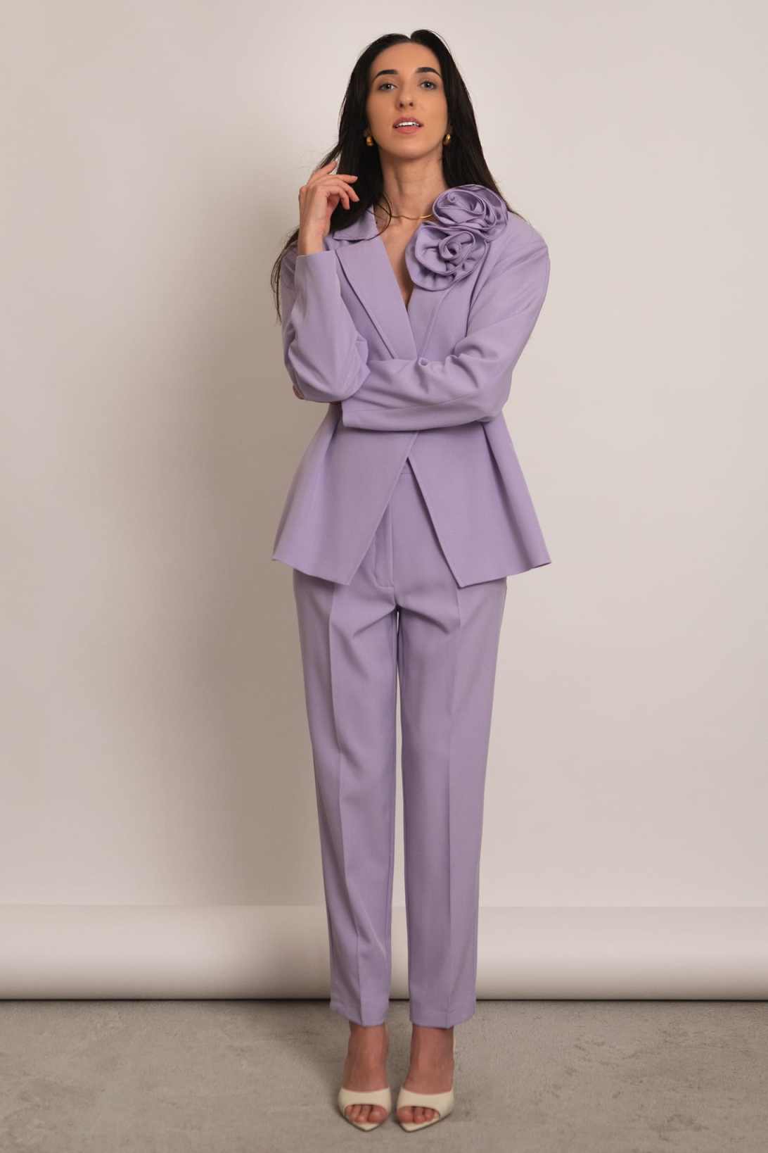 Leuchtendes Peplum-Damenanzug- – Women Formal Wear For Conference Bewertung und Preis