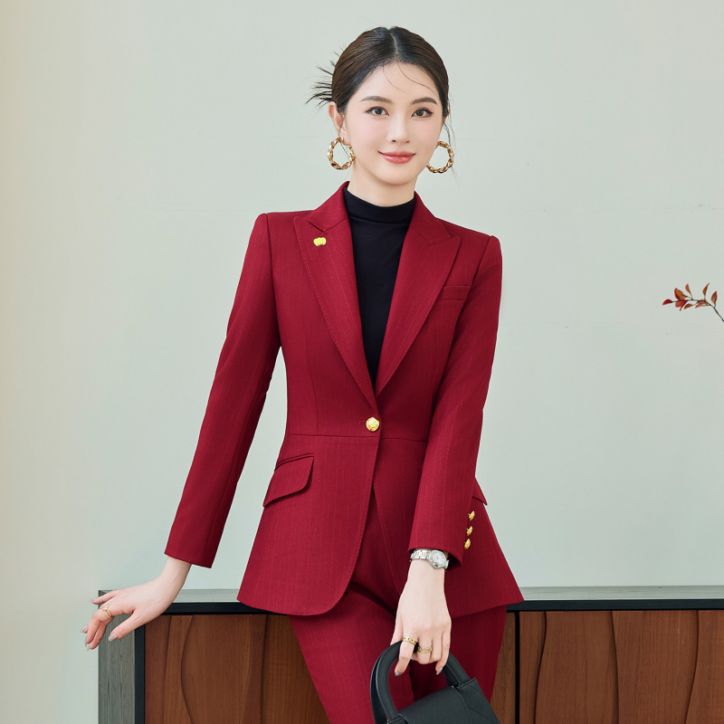 Rotes Anzugset für Damen, hoch – Women Formal Wear Business Bewertung und Preis