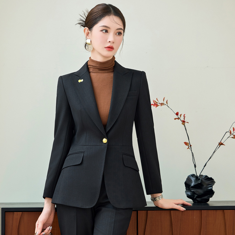 Rotes Anzugset für Damen, hoch – Women Formal Wear Business Bewertung und Preis