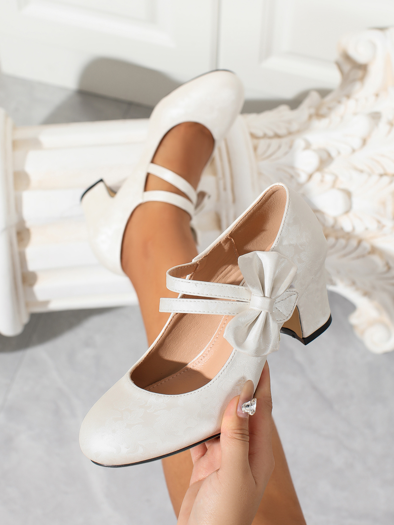 Große Damenschuhe mit Schleife – Women Formal Wear Heels Bewertung und Preis